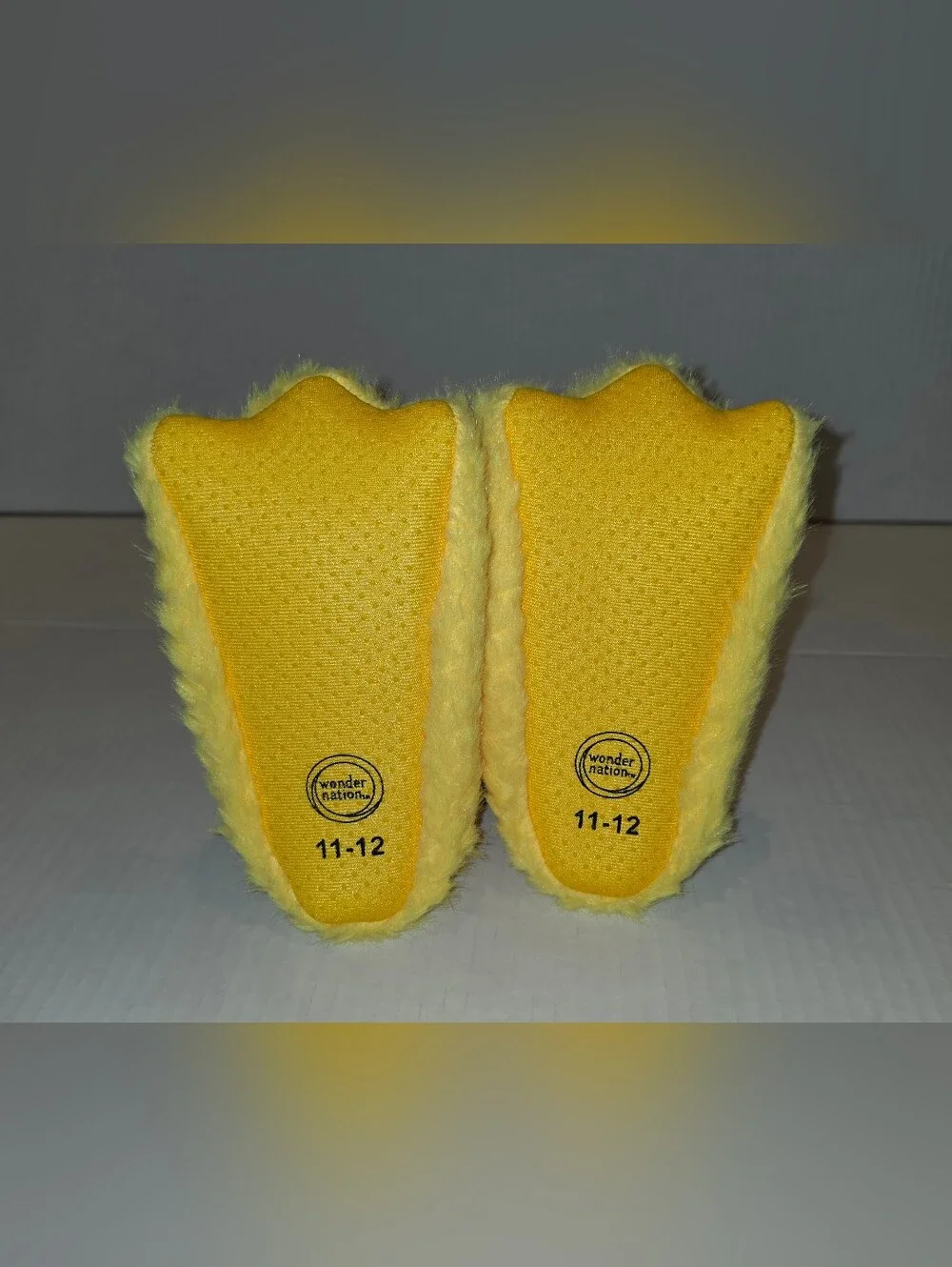 wonder nation Yellow Fuzzy Duck Foot Children's Slippers Sz 11-12